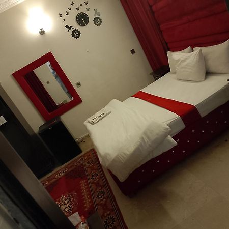 Hotel Royal Grand Lahore Ngoại thất bức ảnh