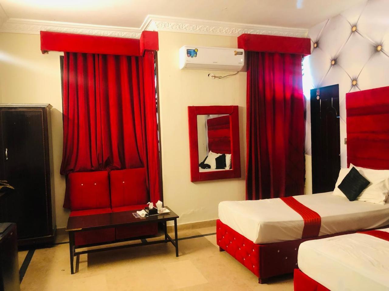 Hotel Royal Grand Lahore Ngoại thất bức ảnh
