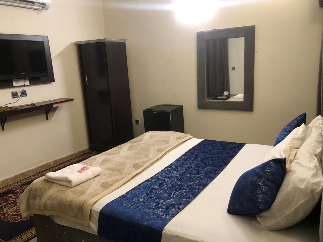 Hotel Royal Grand Lahore Ngoại thất bức ảnh